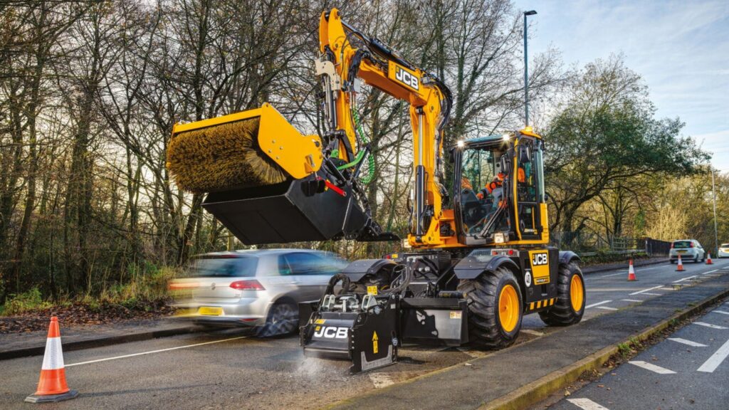 JCB Pothole Pro