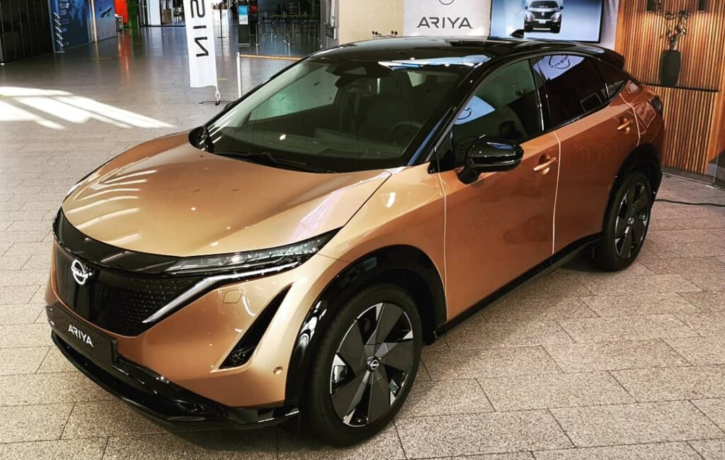 Eestis esitleti Nissan Ariyat – proovisõidule saab siiski 2022