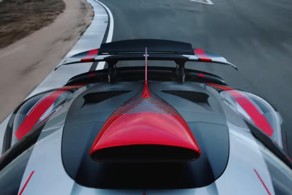 Video: Mercedes-AMG One aktiivaero töötamas Mercedes-AMG One tagatiib