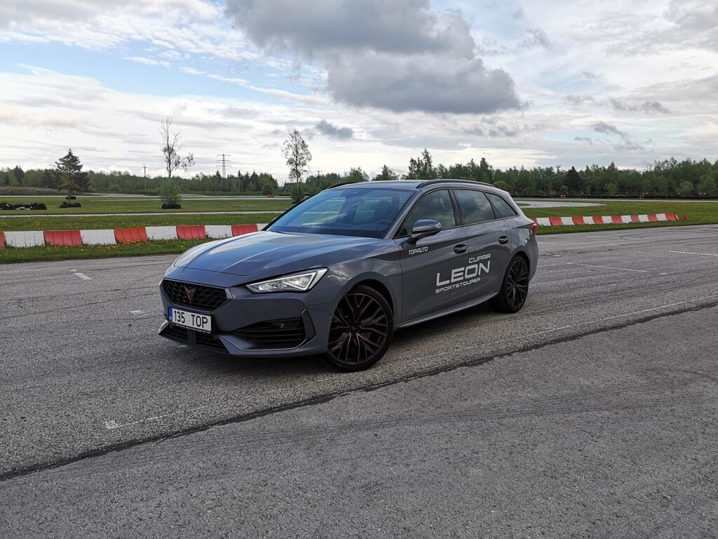 Cupra Leon Sportstourer: kas eelkäijate vead on kõrvaldatud? Cupra Leon Sportstourer