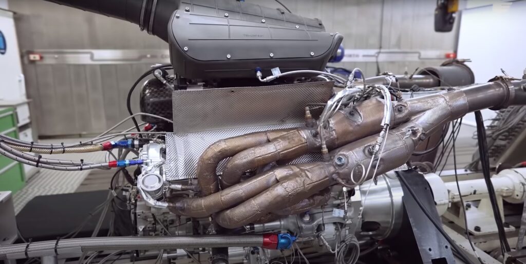 Video: kuula, kuidas kõlab T.50 mootor 12 100 pöördel T.50 V12 Cosworth
