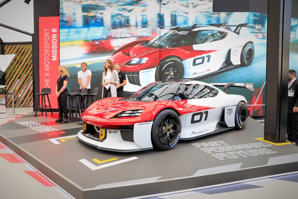 Porsche Mission R