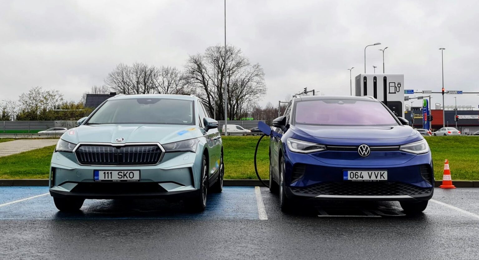 Nädala paar – elektrilised sõsarad Škoda Enyaq iV ja Volkswagen ID.4 ID.4 vs Enyaq iV