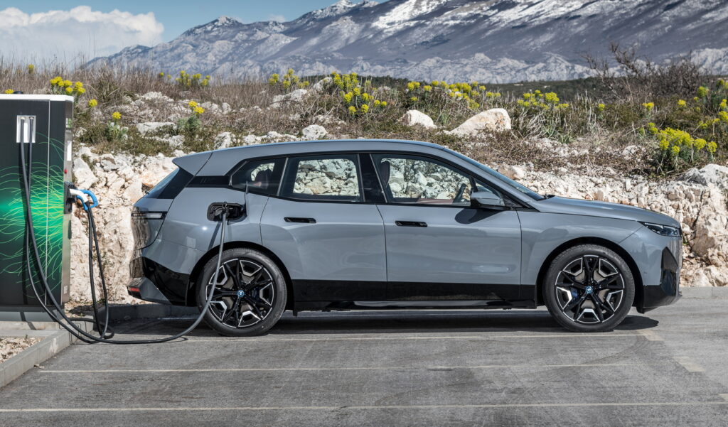 2022 BMW iX