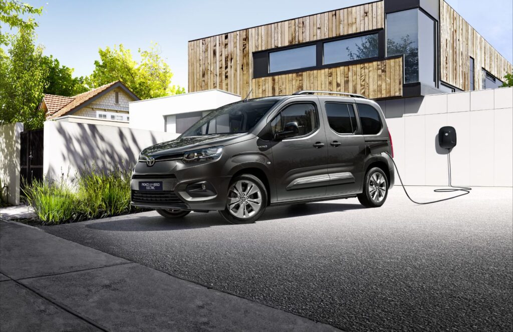 Algas elektriliste Toyota Proace City mudelite eelmüük Toyota Proace elektrikas