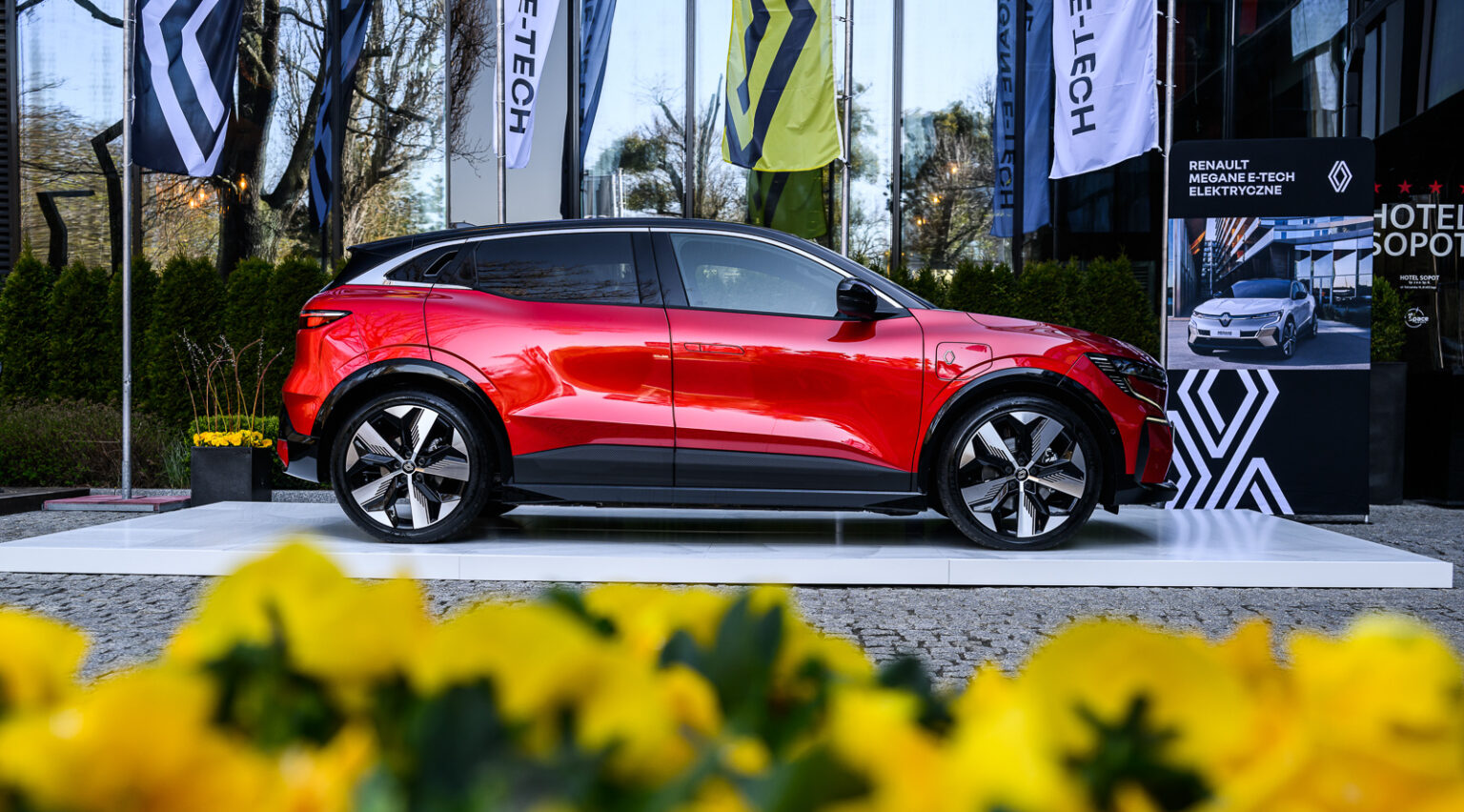 Pilk peale, käsi külge: Renault Megane E-Tech Renault Megane E-Tech