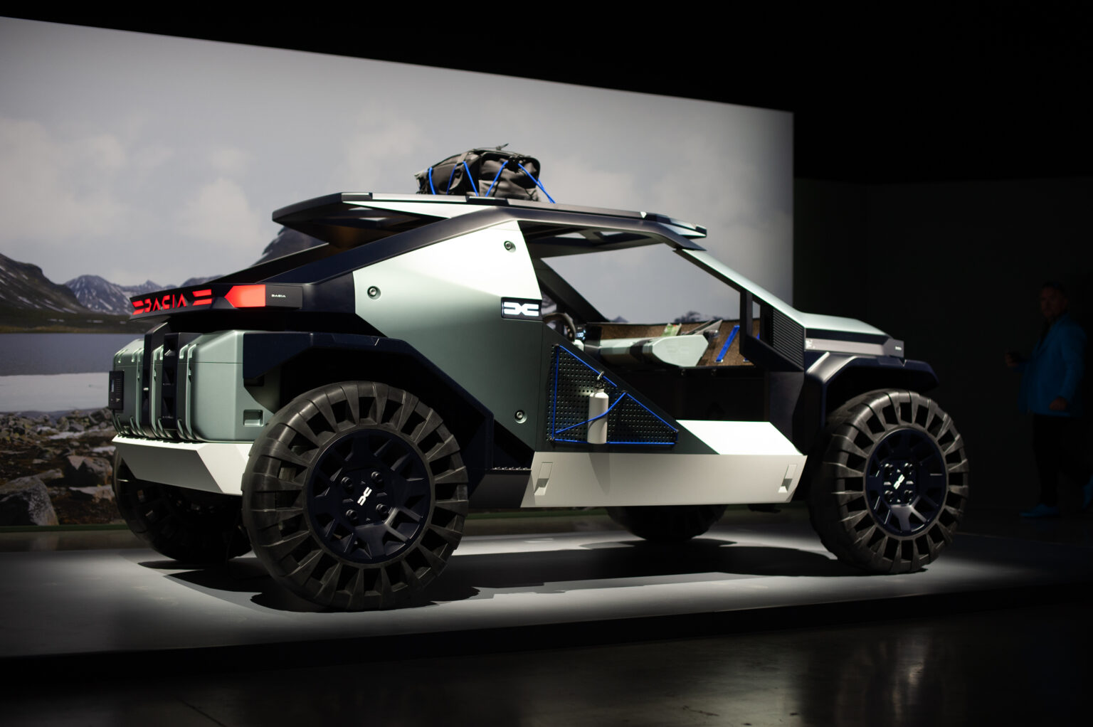 Dacia esitles Pariisis oma brändi tulevikku Dacia Manifesto