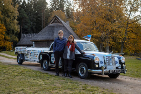Vana Mercedesega üle maailma rännanud paar jõudis Eestisse 1957. aasta MB-ga ümber maailma