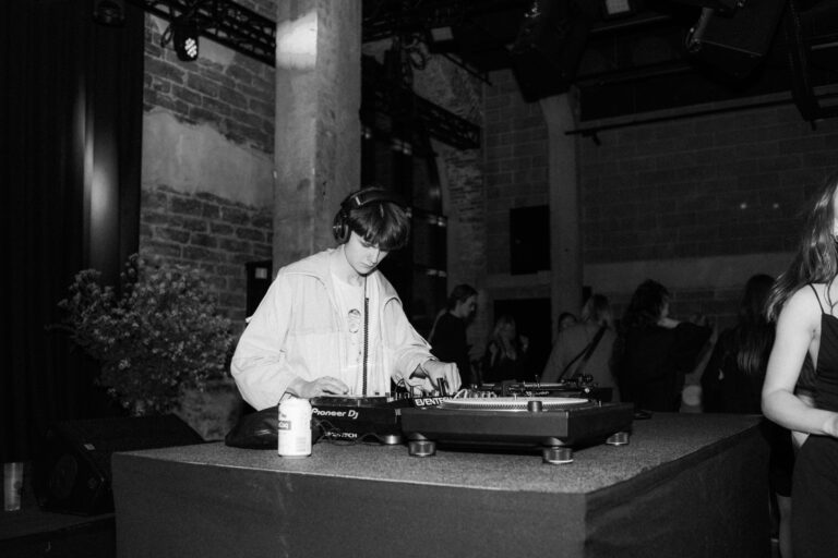 nadal 40 eik soovitab soidumuusika