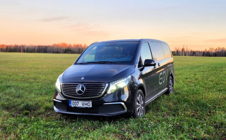 Mercedes-Benz EQV: ülimugav, aga sõidukaugus seab piirid Mercedes-Benz EQV