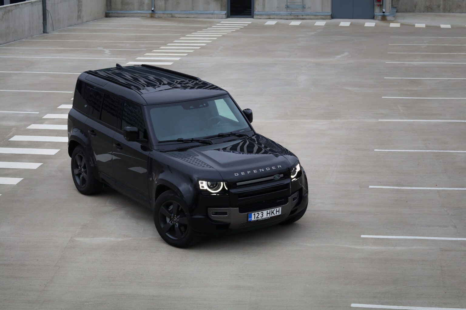 Land Rover Defender, Vladimir Niinimäki