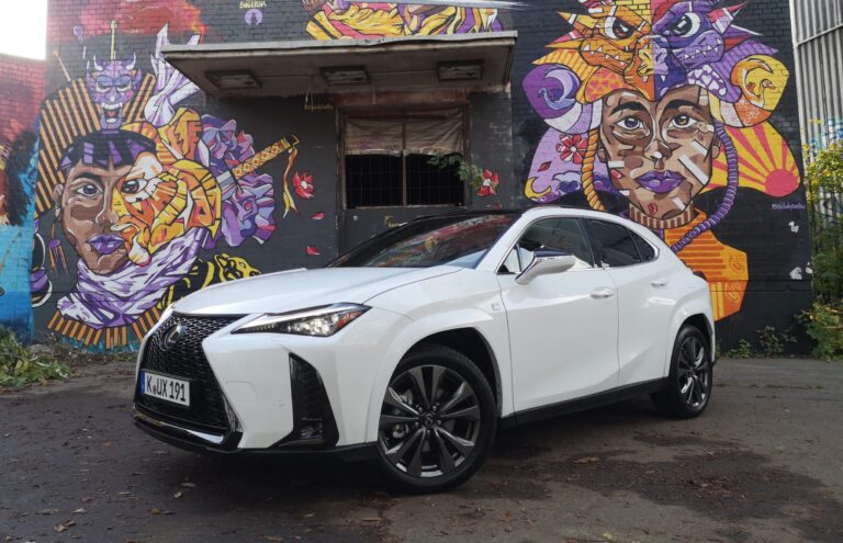Lexus UX-iga Berliinis