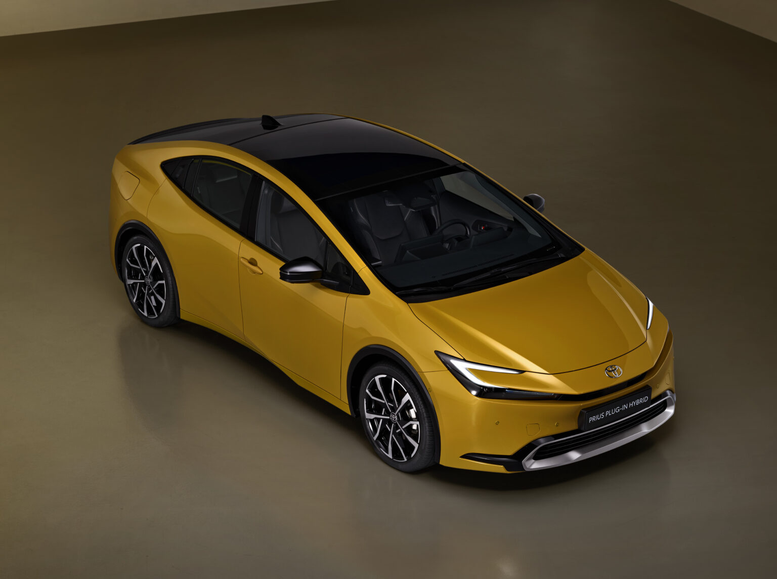 Toyota Prius võitis maailma aasta autodisaini auhinna Toyota Priuse viies põlvkond
