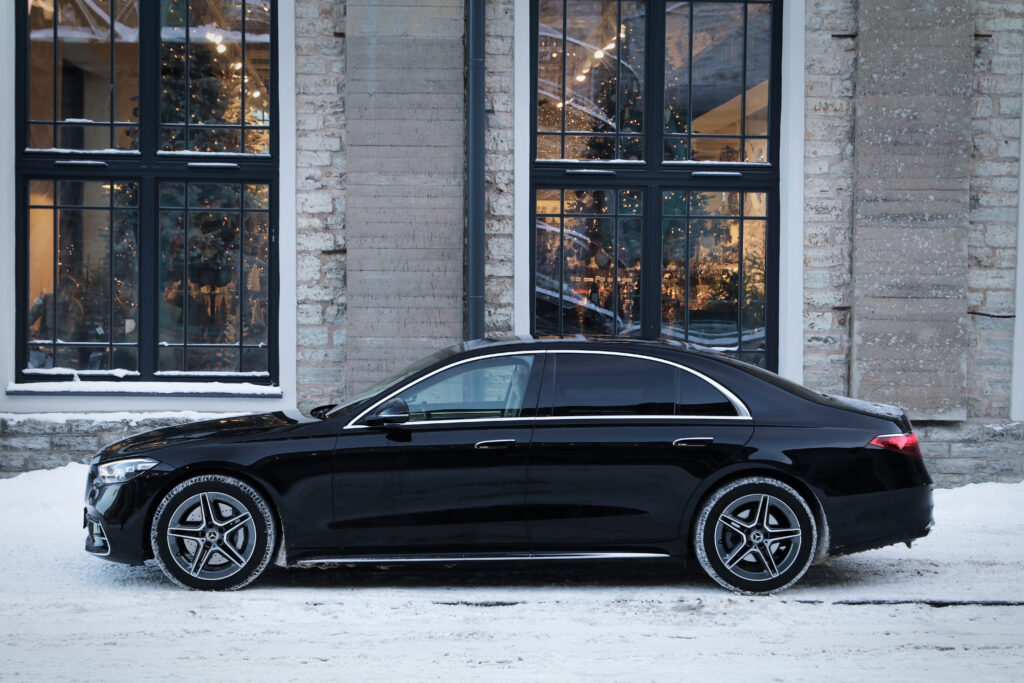 Mercedes-Benz S400