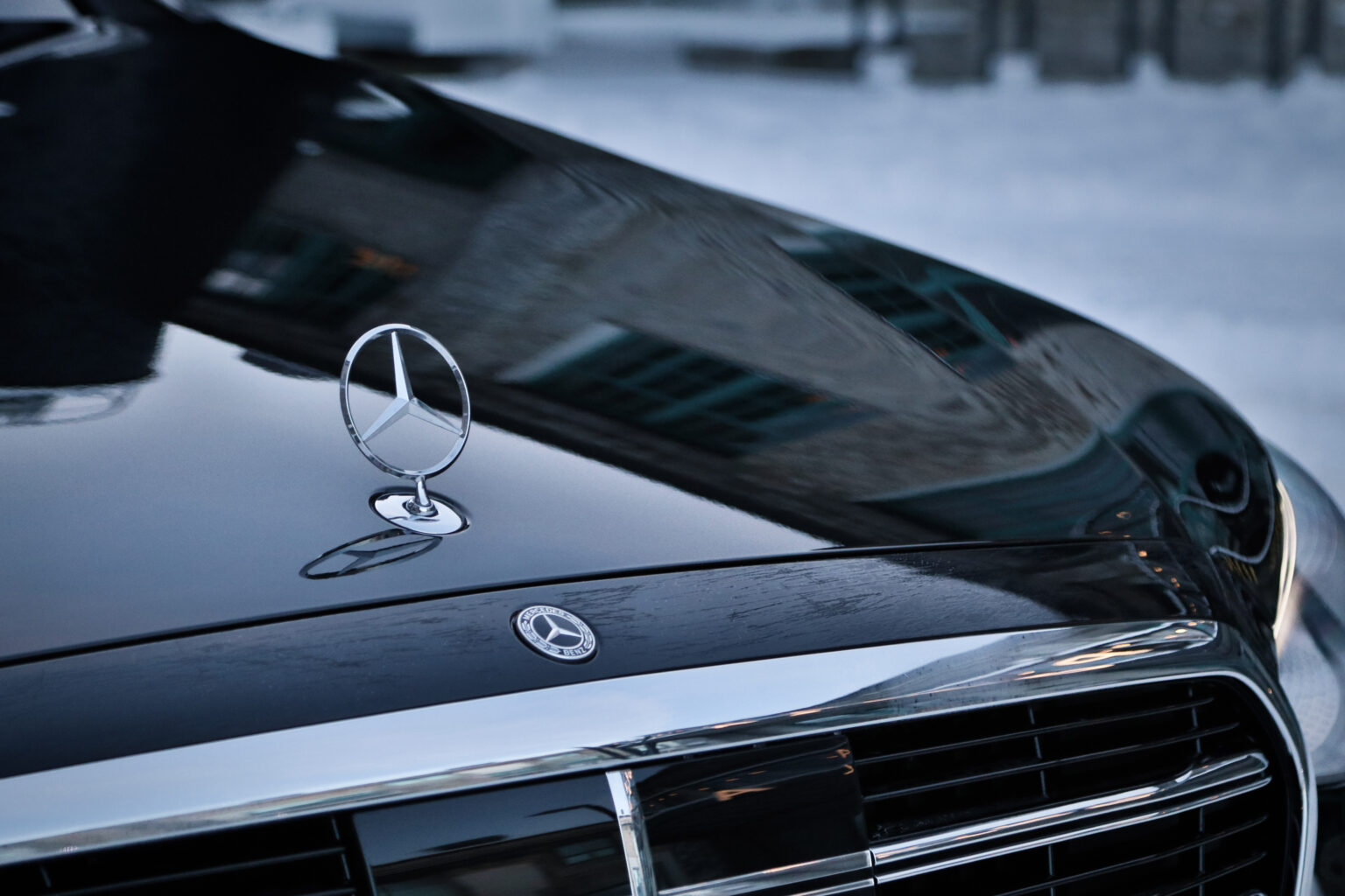 PPA soovitus: uhke auto võtmed tuleks metallkarpi peitu panna Mercedes-Benz S400
