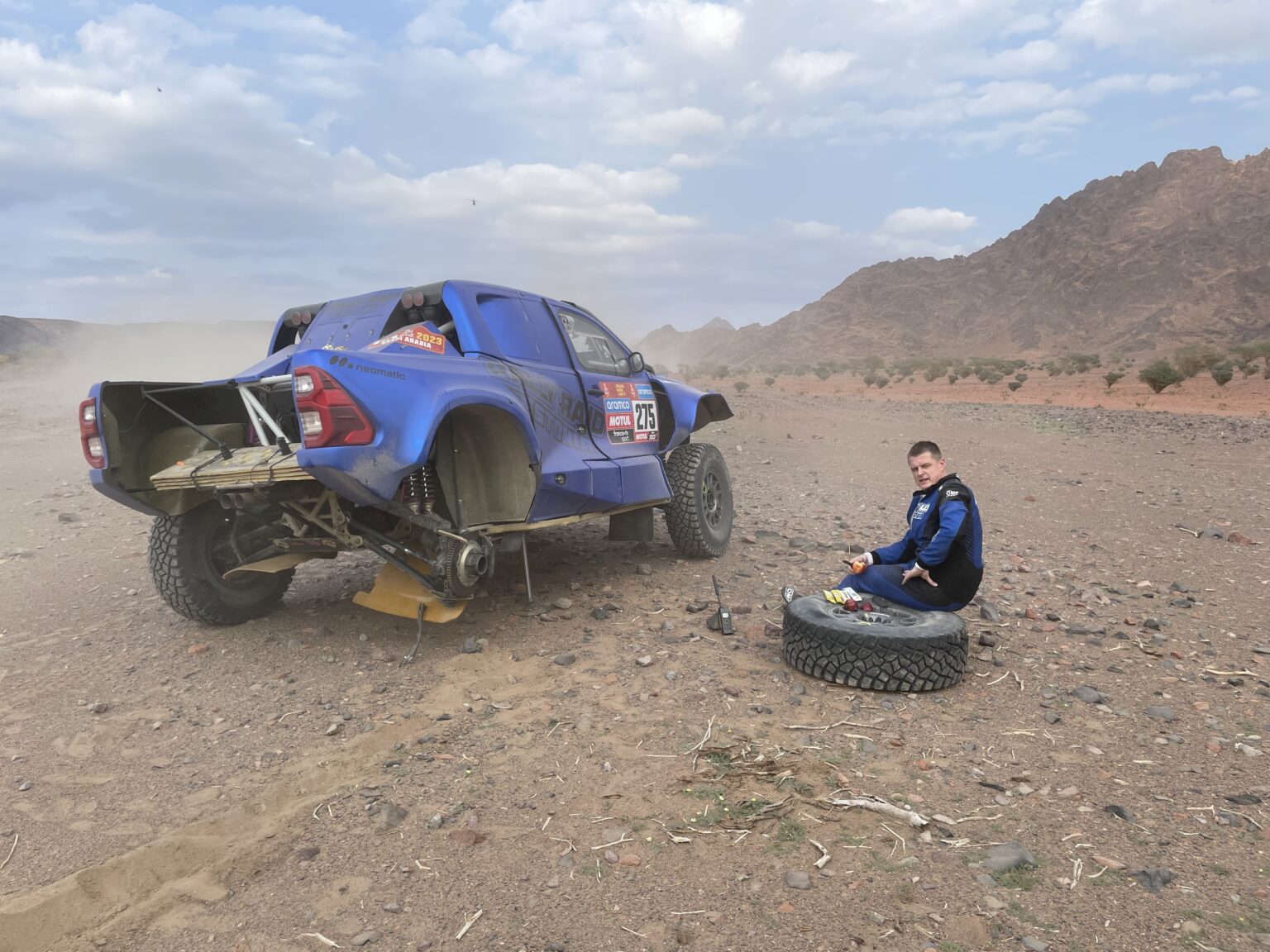 Urvo Männama ja Risto Lepiku Toyota Hilux