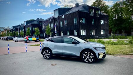 elektriajamiga sõiduauto