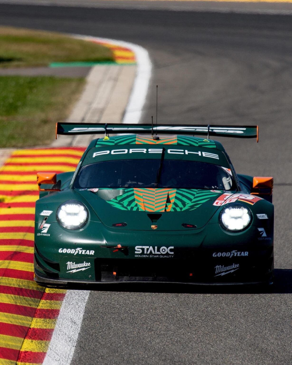 Martin Rump jätkab Le Mans’ sarjas nimekate tiimikaaslastega Proton Competition Porsche 911 RSR 19