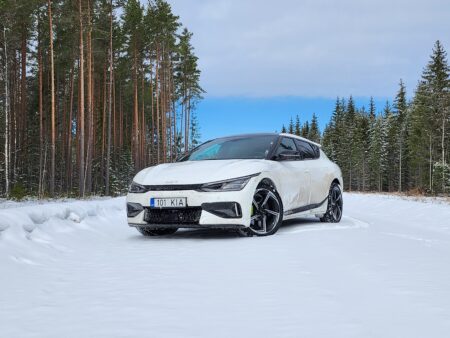 Kia EV6 GT: kui inimene hammustab koera Kia EV6 GT