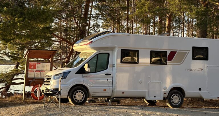 Vladimir Niinimäki, matkaauto