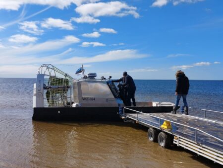 Raio Piiroja ehitatud VURR – mis pole ei “kopter” ega “saan” – hakkab inspektoritele appi tiivikliugur vurr