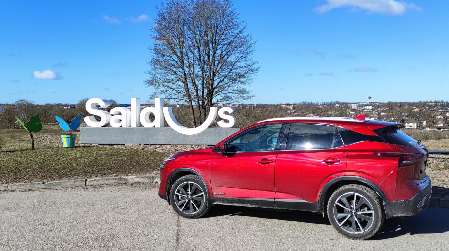 Nissan Qashqai E-Poweriga Kuldigasse ja tagasi Nissan Qashqai e-Power