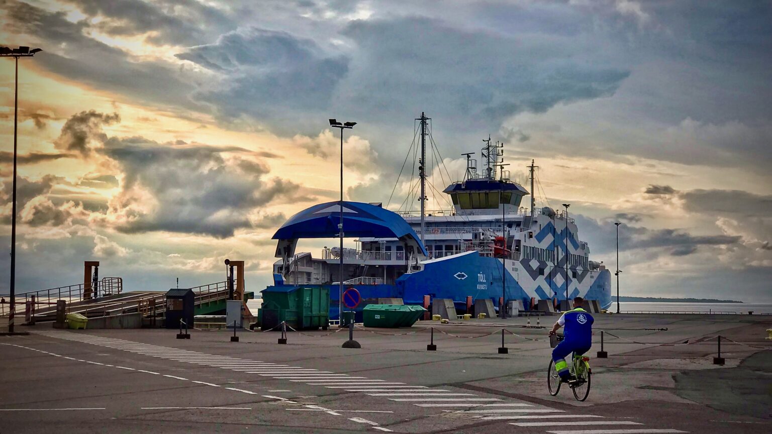 Transpordiamet annab 1. juulist ära laevad ja ühistranspordi transpordiamet