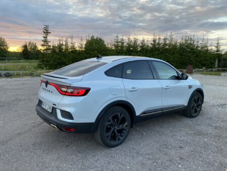 Renault Arkana tippmudel E-Tech Engineered: julge, mitte täiuslik Renault Arkana E-Tech Engineered