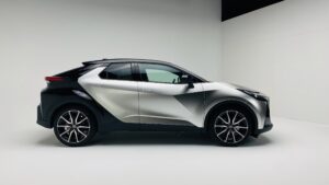 uue polvkonna toyota c-hr deja vu