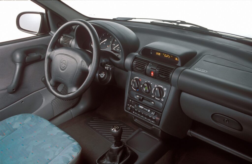Opel Corsa 30 aastat tagasi