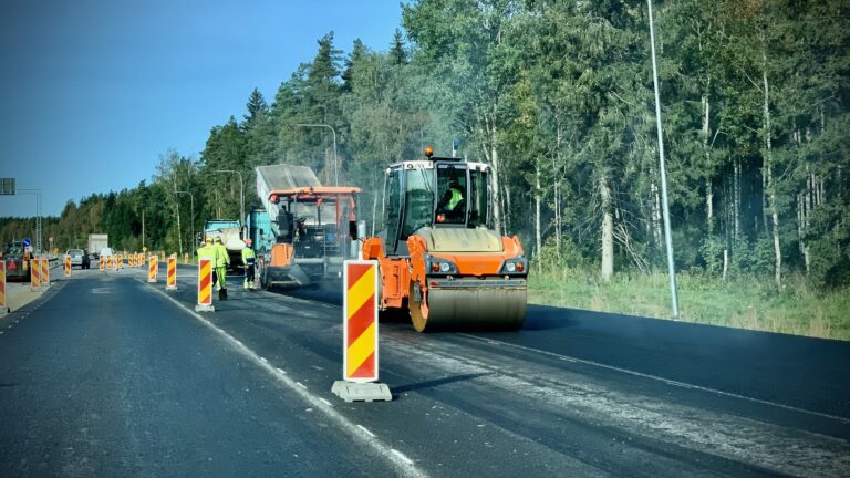Nagu mööda siidi: Need on 10 kõige siledamat uut teed nagu mooda siidi