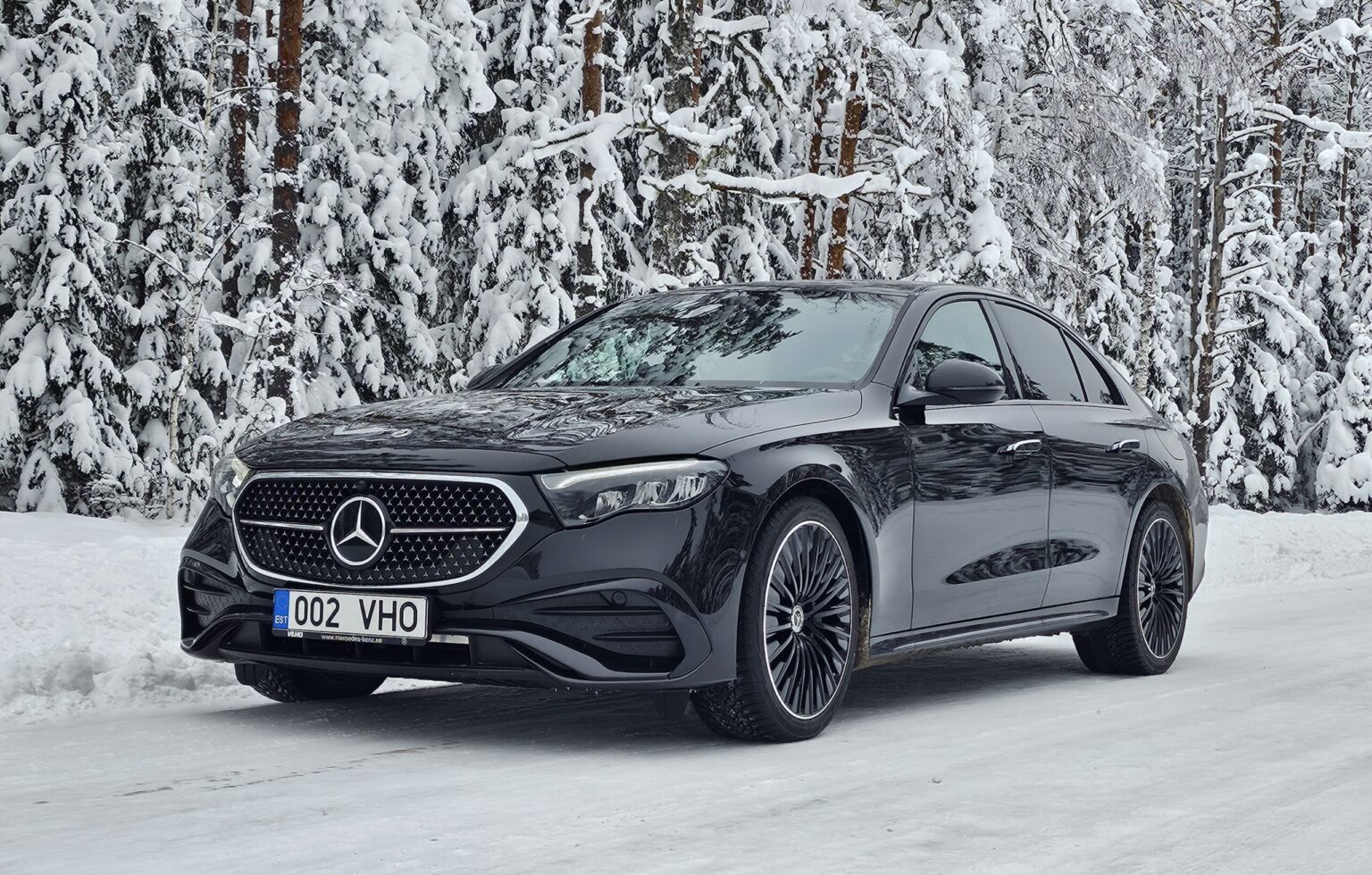 Mercedes-Benz E-klass: traditsioonid tänapäevase tehnoloogiaga Mercedes-Benz E-klass 2023