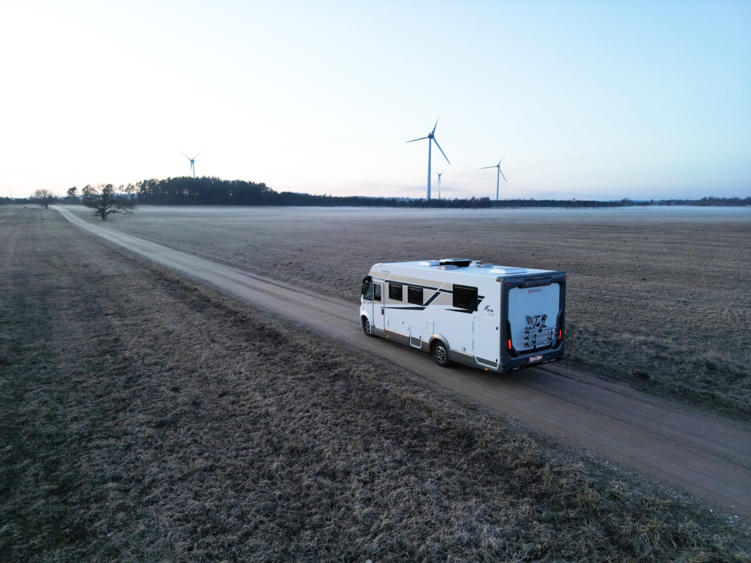 Mobilvetta KEA I 90 autoelamu – vabadus kui elustiil Mobilvetta Kea i90, Vladimir Niinimäki