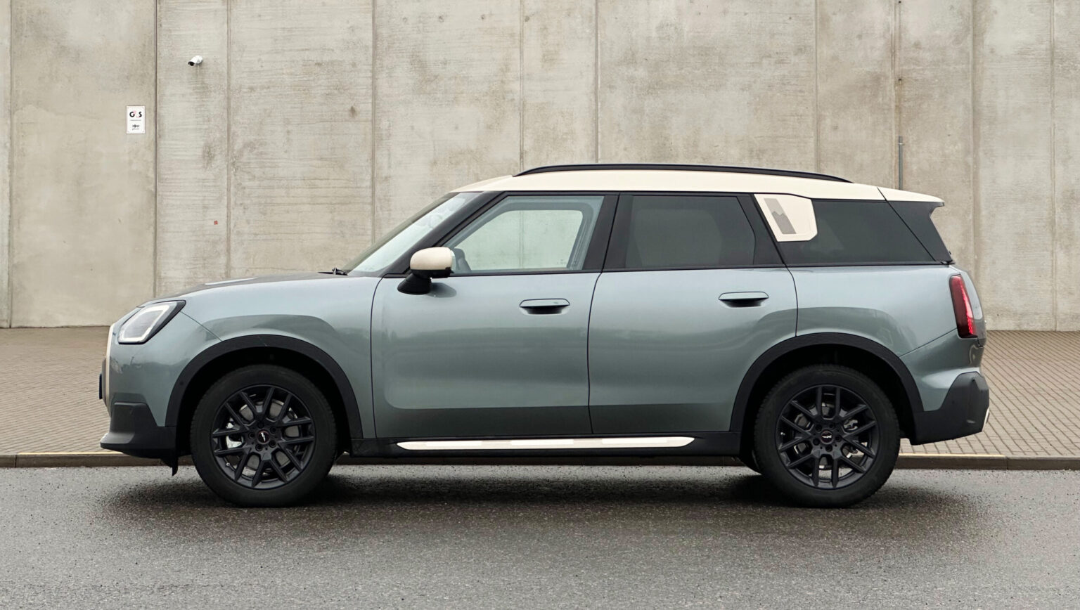 Mini Countryvan, Vladimir Niinimäki