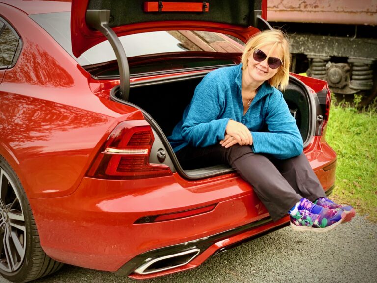 kas ainult mina olen räpakott või ongi naiste autod ligasemad