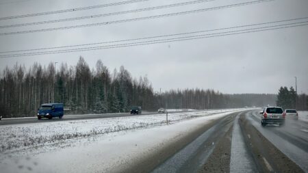 Appi, teel on lumi ja löökaugud! ehk vinguviiulite võidukäik vinguviiulite voidukaik