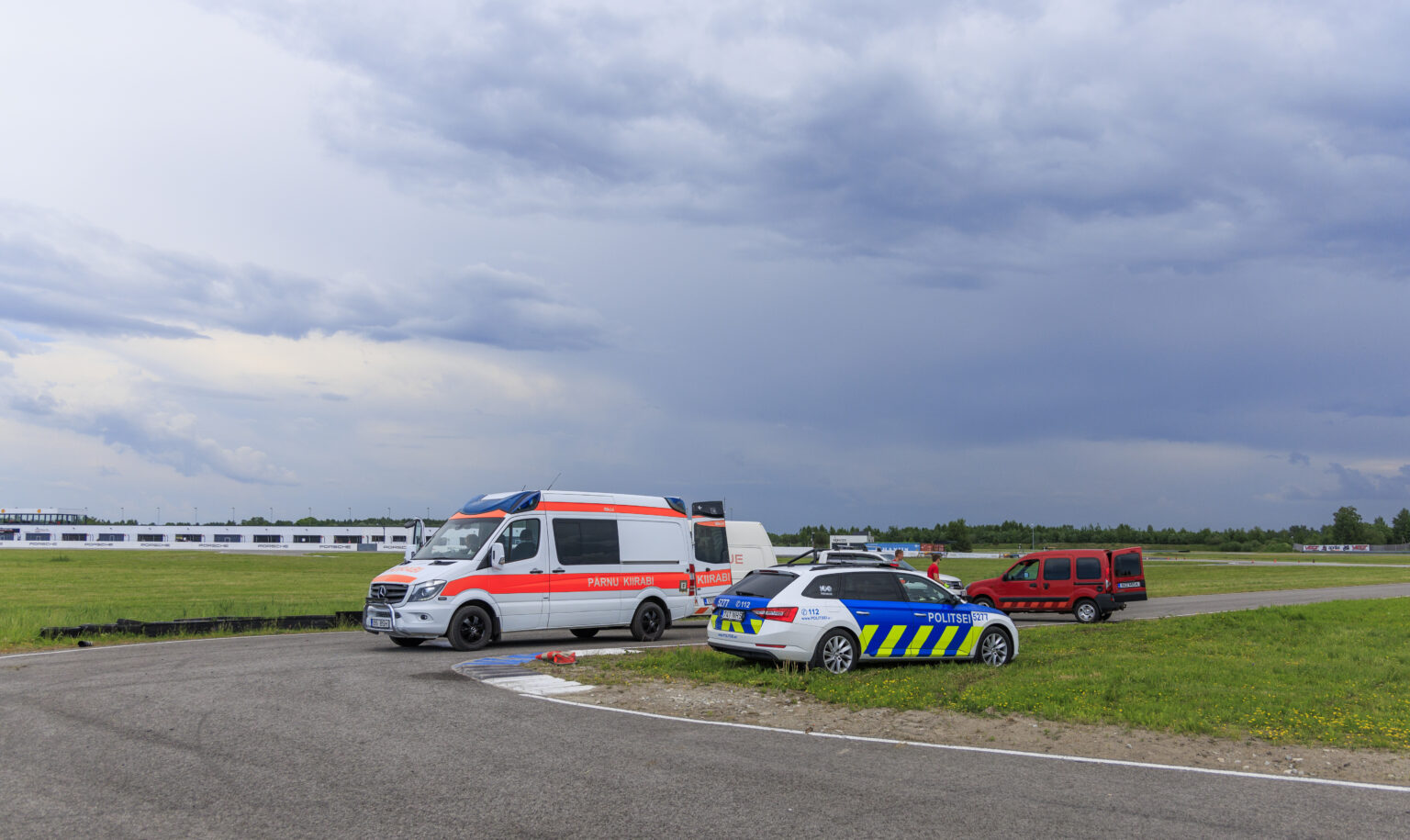 Õnnetus Porsche Ringil, Karli Saul/EMF