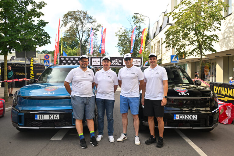 Elektriautoga ümber Leedu, Indrek Jakobson