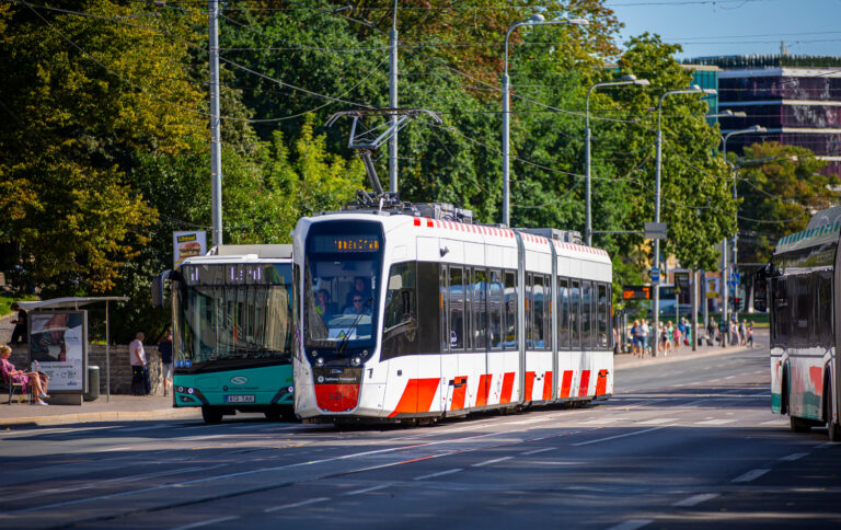Esimene PESA tramm tuleb Tallinnas liinile 23. augustil Esimene PESA tramm tuleb Tallinnas liinile 23. augustil