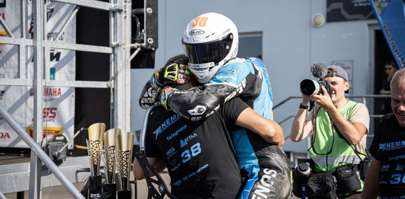 Hannes Soomer võitis Nürburgringil mootorrataste ringrajasõidus Hannes Soomer Nürburgringil, foto IDM