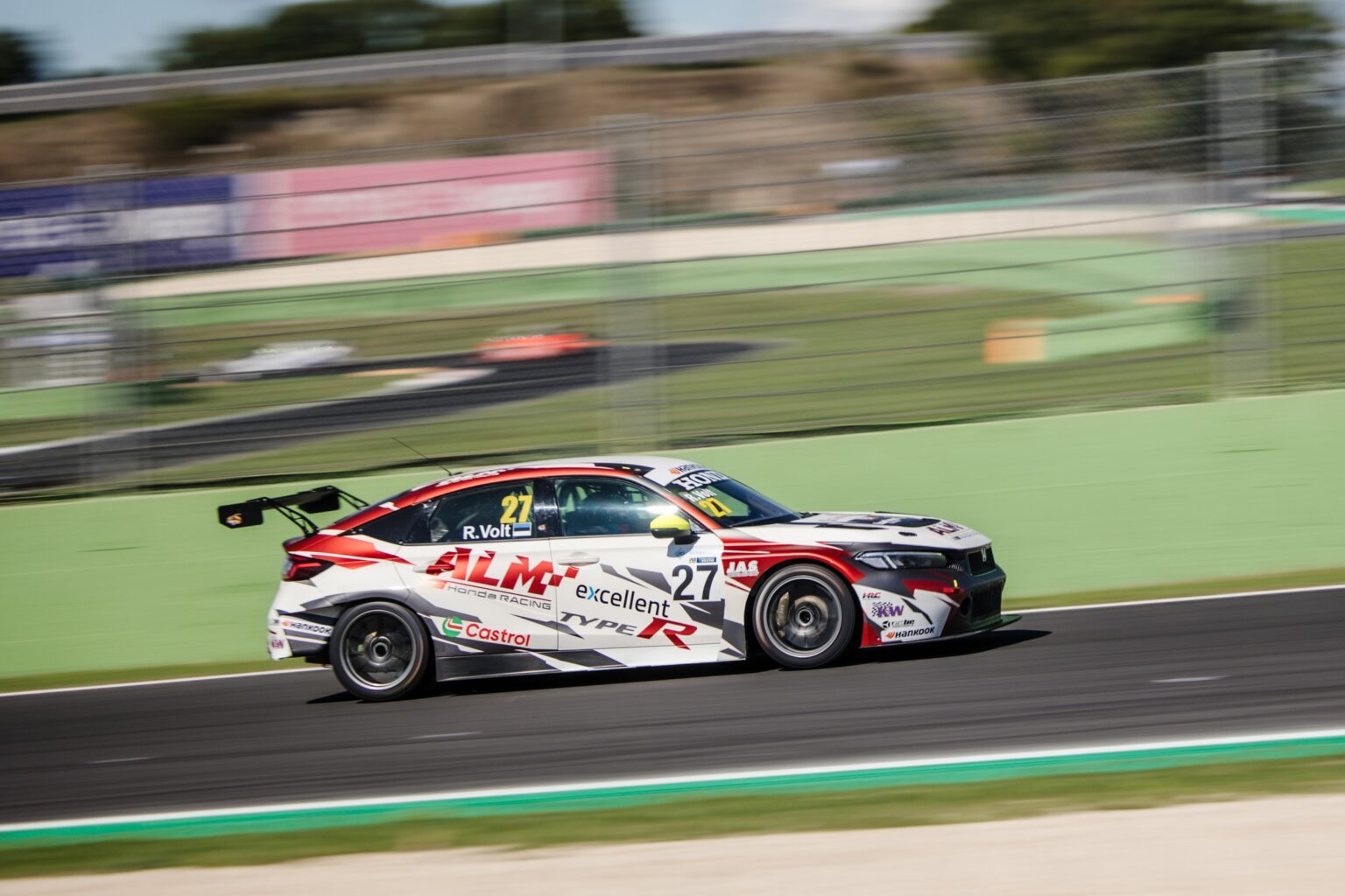 Ruben Volt püsib hooaja viimase etapi eel Itaalia meistritiitli kursil Ruben Volt, ALM Motorsport, foto Daniele Nicli