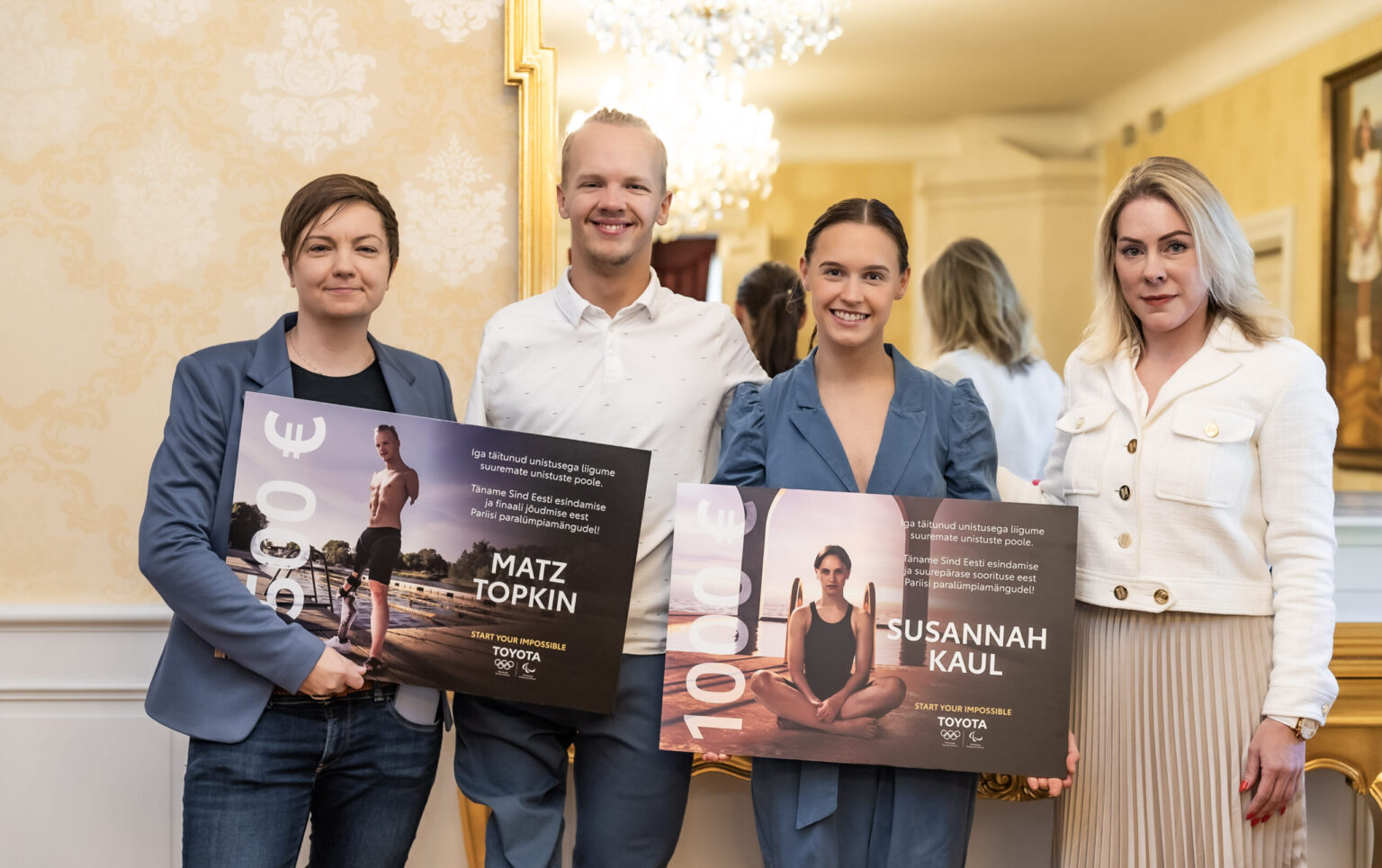 Toyota tunnustas Eesti parasportlasi ja pikendas nendega koostööd Matz Topkin, Susannah Kaul ja Toyota esindajad, foto Veljo Poom