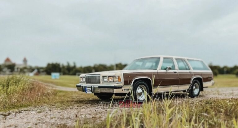 Mercury Grand Marquis LS Colony Park reisiauto