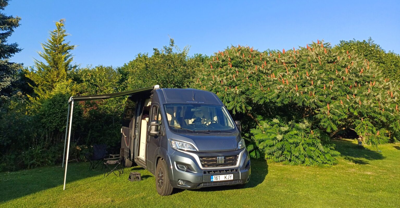 Matkaautoreis, Margit Männamaa