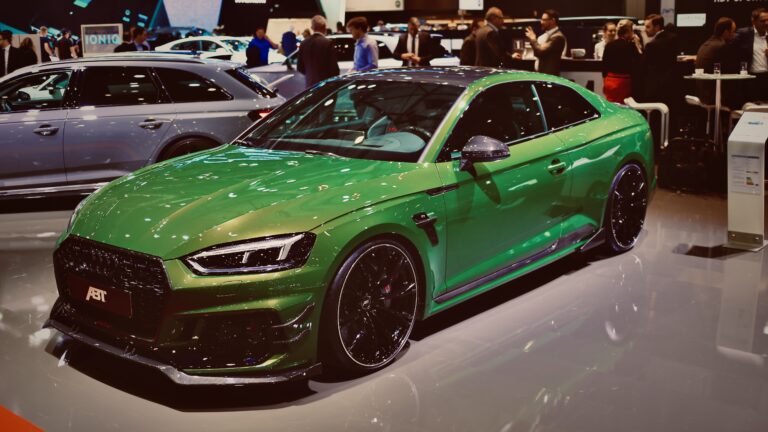 Juhe täiega koos: Audi otsustas taas kord mudelinimesid “standardiseerida” Audi imagoloogidel pole ilmselgelt midagi tarka teha ning nii otsustati taas kord mudelinimesid "standardiseerida"