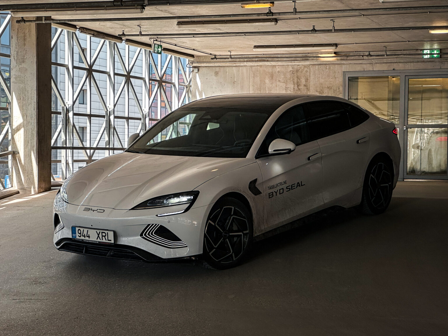 BYD Seal – “kuri” koer naabri hoovis ei hammustagi BYD Seal, Vladimir Niinimäki