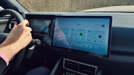 hiina autotootjad loobivad kaikaid kodaratesse