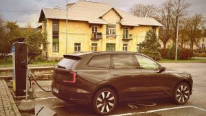 Hea teada: Mida panna tähele elektriauto rehvide vahetamisel? Rehvivahetuse ABC: Mida panna tähele elektriauto rehvide vahetamisel